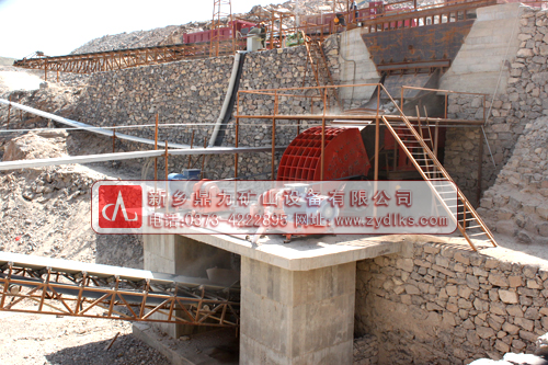 新鄉(xiāng)鼎力石灰石生產(chǎn)線之錘破設(shè)備圖