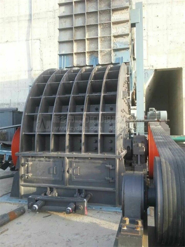 采石場生產(chǎn)線碎石設(shè)備