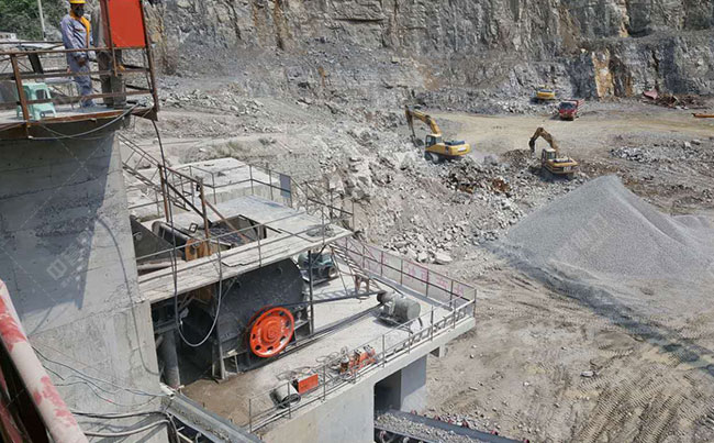 時(shí)產(chǎn)300噸碎石生產(chǎn)線